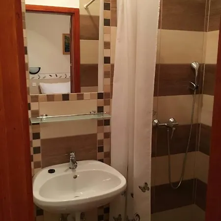 Pensiune Beata Vendeghaz Tokaj